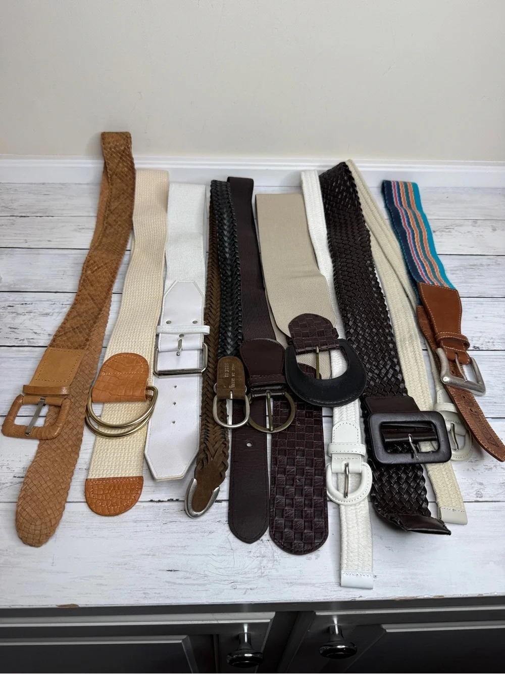 Bundle of ten belts, thick, braided and stretch, size Large